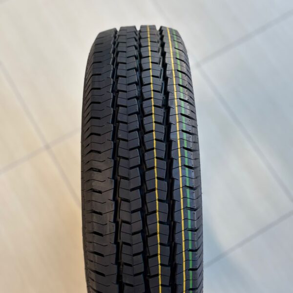 PNEU 205/70R15C OVATION - V-02 8PR 106/104R - Image 2